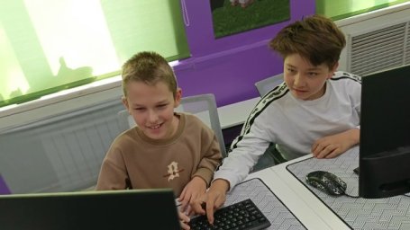 В гостях у Фредди 🐻🎪 В гостях у Фредди 🐻🎪