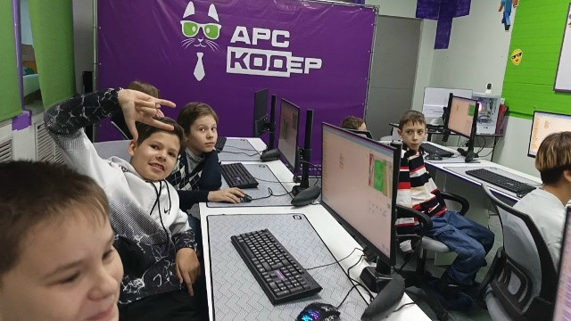 PVZ 🌱🧟&zwj;♂️ - прототип за 2 часа