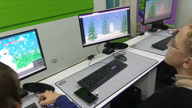 Готовы к поздравлениям 🎄