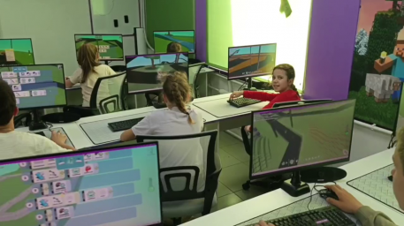 Сделали игру "Гонки" в Kodu Game Lab Сделали игру "Гонки" в Kodu Game Lab