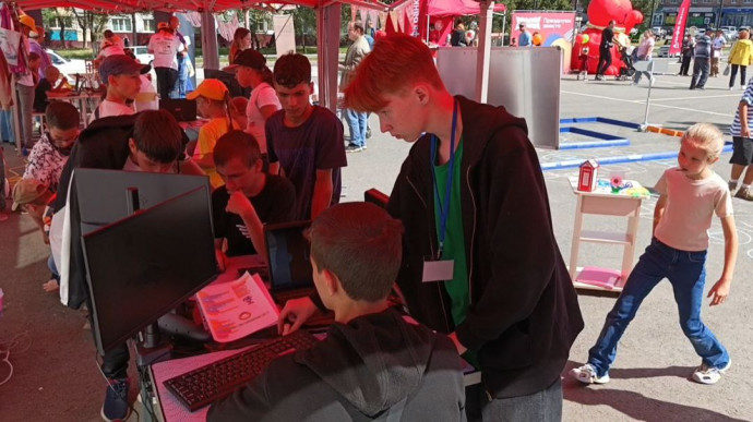 &laquo;АрсКодер&raquo; на фестивале &laquo;Арсеньевская осень&raquo; 🍁